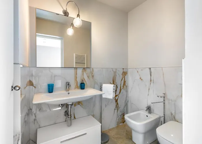 - Sea View * Βιαρέτζιο